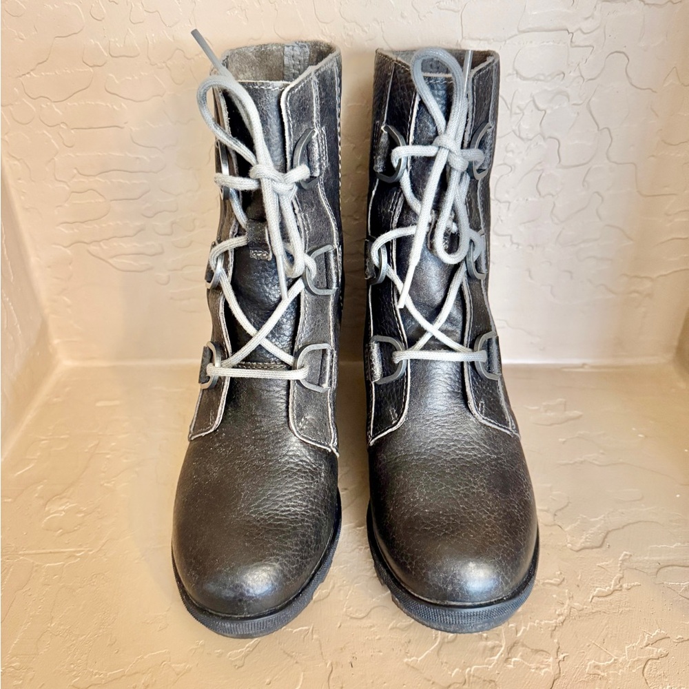 Sorel Leather Boots Size 6.5 USA  (but runs small)